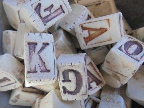 【アルファベットブロック26個セット】フランス蚤の市シャビーガーデニングインテリアイニシャル店舗什器看板表札ネームプレート英字拍卖