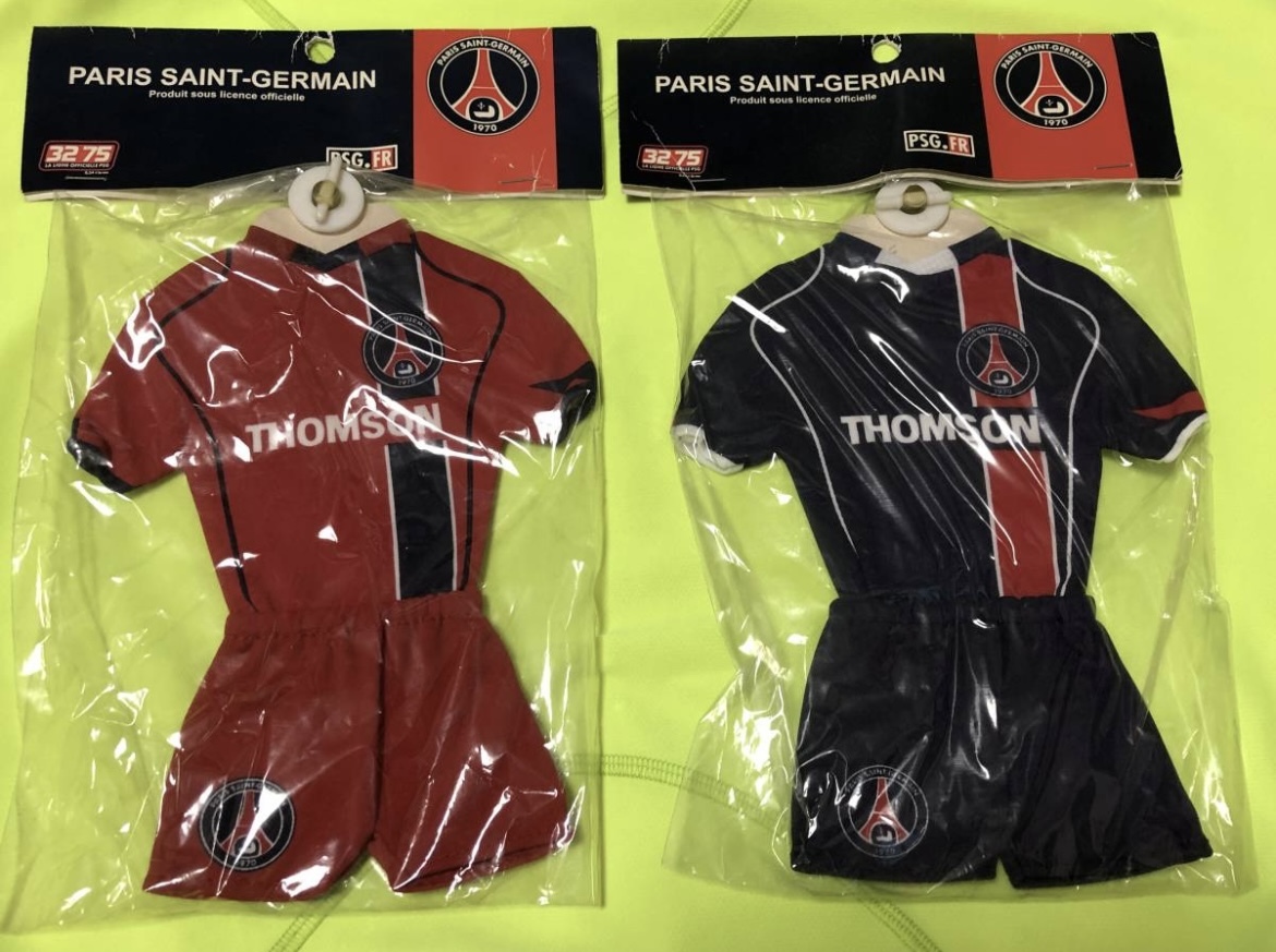 パリサンジェルマン PSG MINI TENUE ホーム、アウェイの 2個拍卖