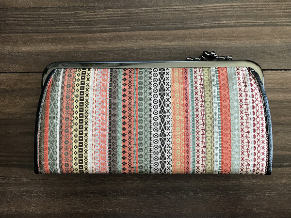 訳有 未使用 和柄クラッチバッグ ポーチ がま口 お財布 和装 小物 レトロ 昭和 金 ゴールド 金運 長方形 長財布 エスニック ストライプ拍卖