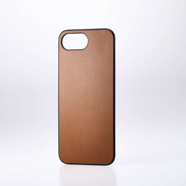 iPhone16e用バックパネル 高級感があり手触りの良いソフトレザーを使用した、機器本体の背面を彩るパネル: PM-A25SMPPLBR拍卖