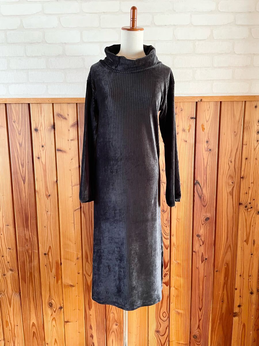 未使用 CECIL Mc BEE セシルマクビー レディース ロング ワンピース Mサイズ 黒 ブラック ベロア タートルネック ハイネック 新品 N拍卖