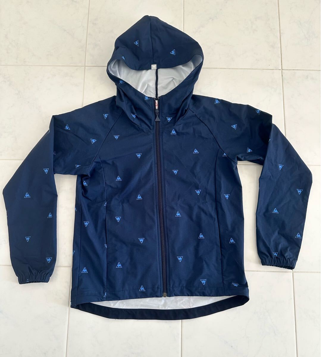 【即決美品】薄手パーカー★デサント★ルコックスポルティフ★サイズSレディース★クロスジャケット★ネイビー紺フリーバードモノグラム拍卖