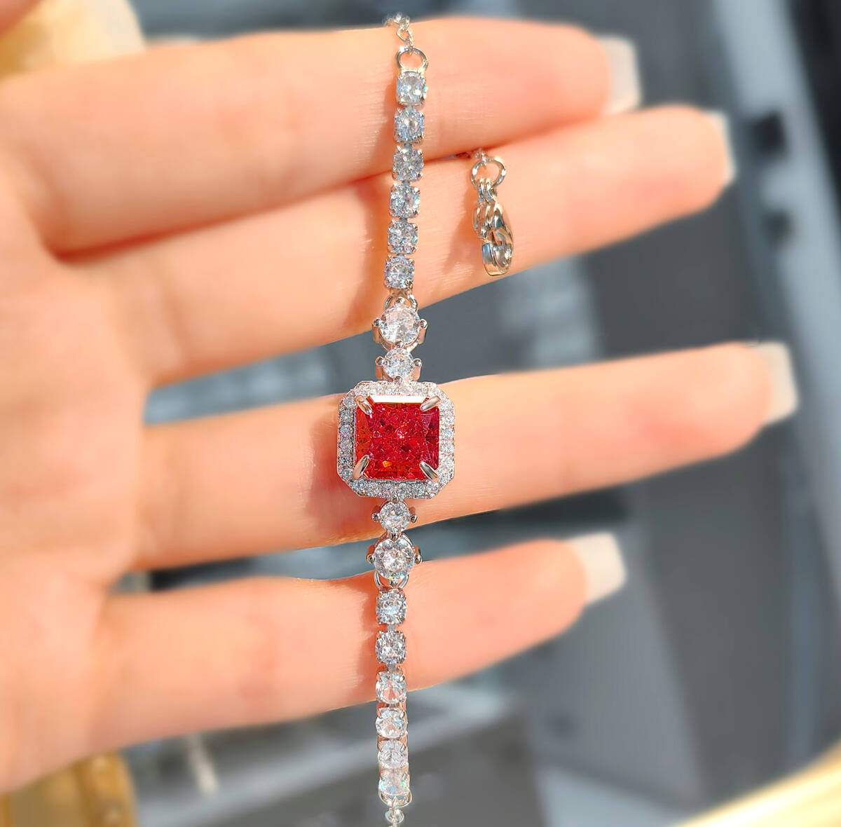 N2501213◆Bigstone◆【魅力的な宝石のデザイン】欧米ファッション*シックな色合い*大存在感のブレスレット拍卖