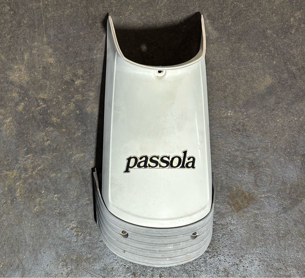 YAMAHA/ヤマハ 2T4 PASSOLA/パッソーラ シート下カバー カウル/カバー 当時物拍卖