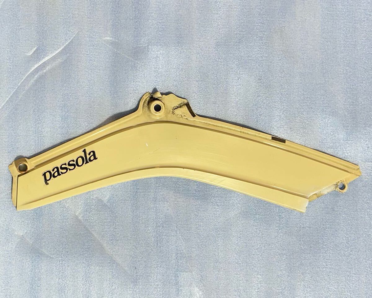 YAMAHA/ヤマハ 2T4 PASSOLA/パッソーラ 純正 右 サイドカバー カウル/カバー/当時物拍卖