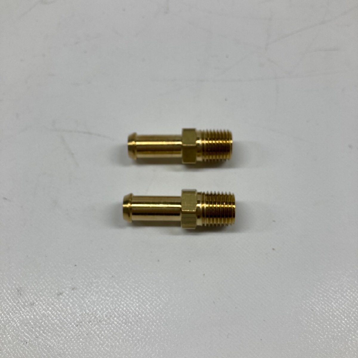 汎用品 2本セット メカポンプ用 フィッティング 1/4NPTネジ 3/8インチホース フューエル ホース ジョイント タケノコ 取り出し 82-0265拍卖