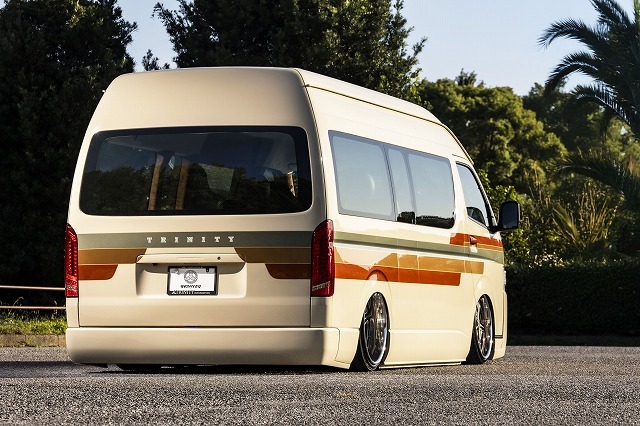 ハイエース200 ワイド用・スーパーロング用 リヤガラス クリアー拍卖