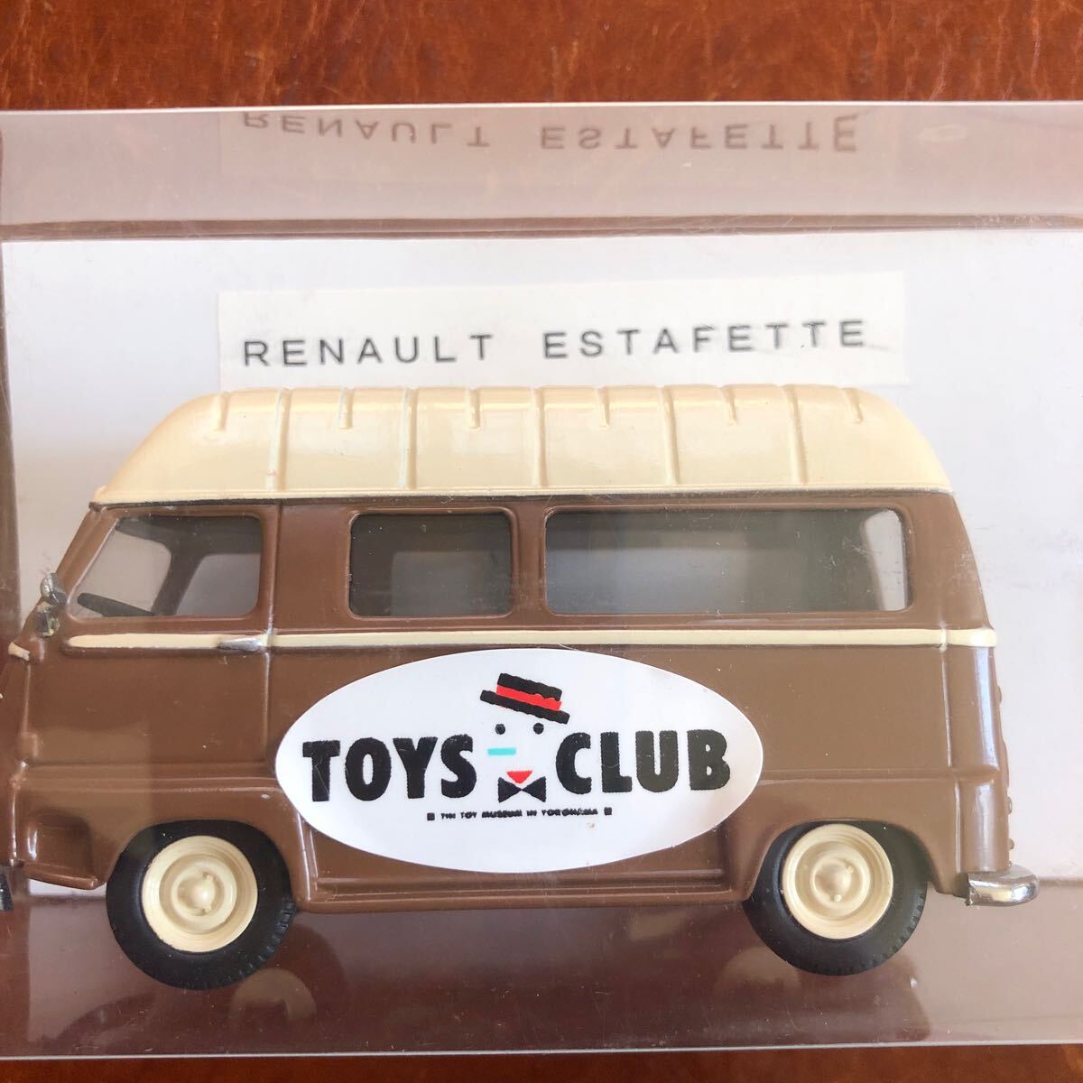 RENAULT ESTAFETTE High roof 1/43 city拍卖