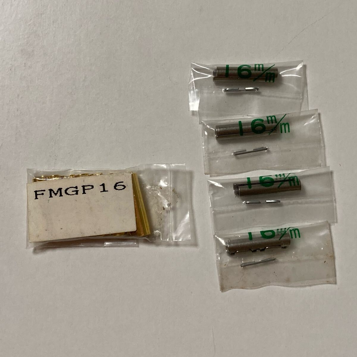 フィット管 エンドピース 金色 16mm 7ペア(14本) 銀色 4ペア(8本) まとめ拍卖