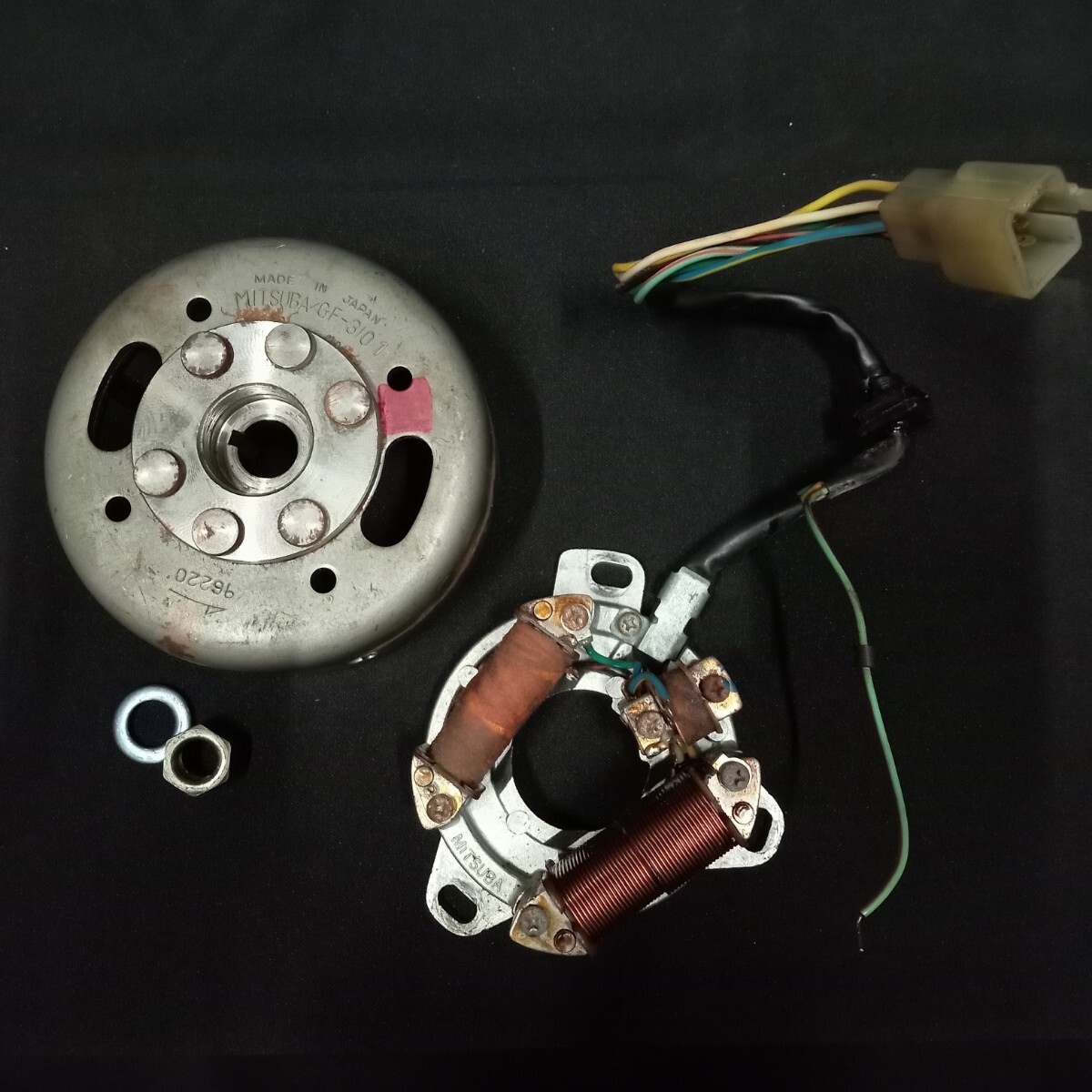MB-5/MB50★純正ジェネレーターコイル・ピックアップコイル・フライホイール 刻印MITSUBA/GF-3101 点火作動確認済拍卖