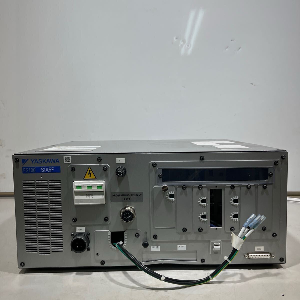 GB-5364 YASKAWA 安川電機 ロボット コントローラFS100 拍卖