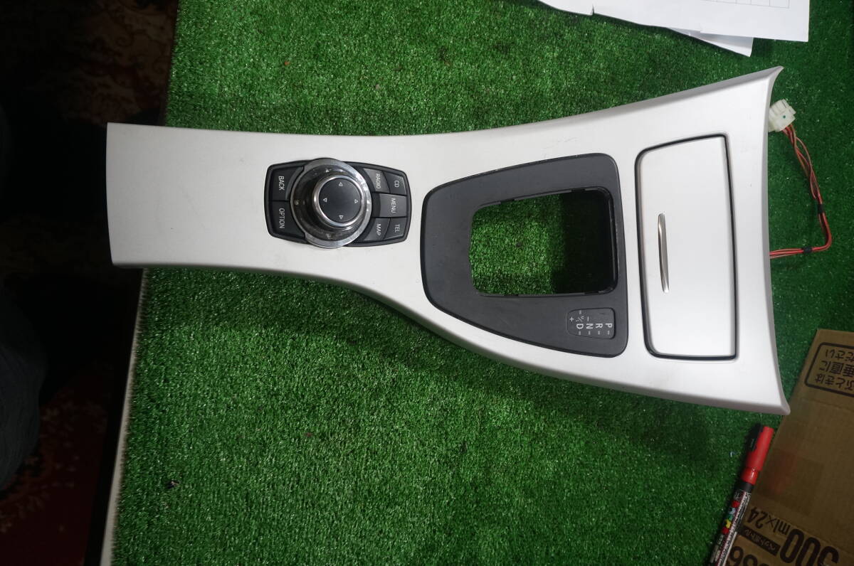 U123 BMW 3SERIES WA20 ダイヤルスイッチ ナビ スイッチ 9213312 02 拍卖