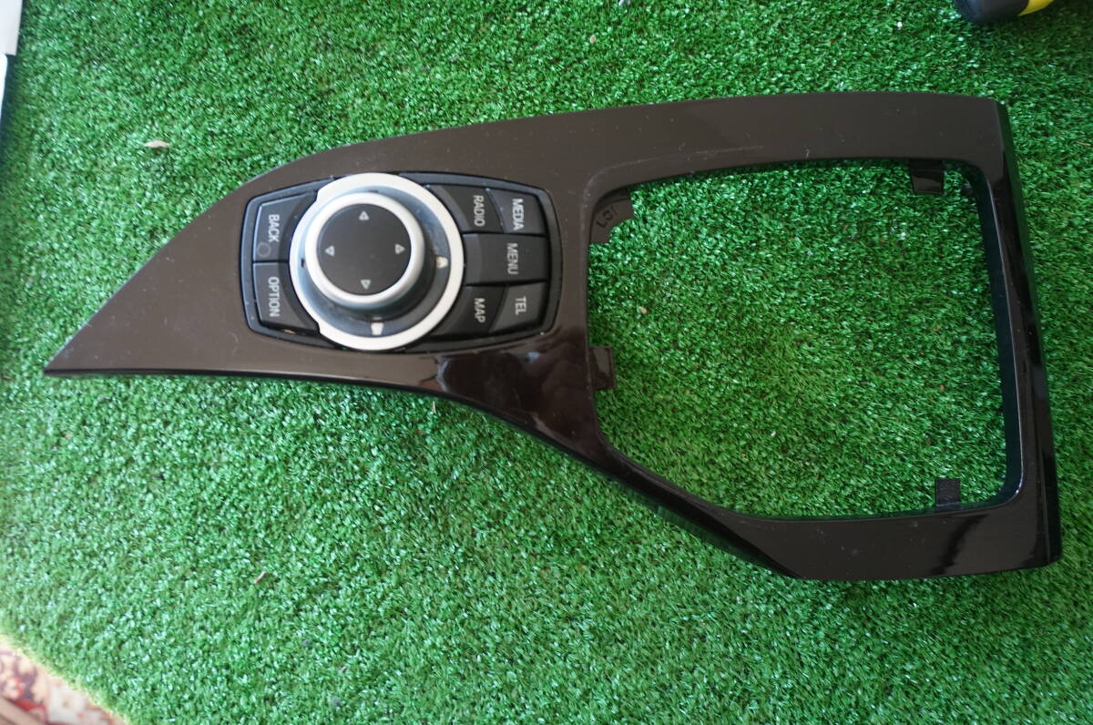 U231 VL20 BMW 320i E90 LCI 後期 ドライブ コントローラー コマンドダイヤル ナビダイヤル 9249440拍卖