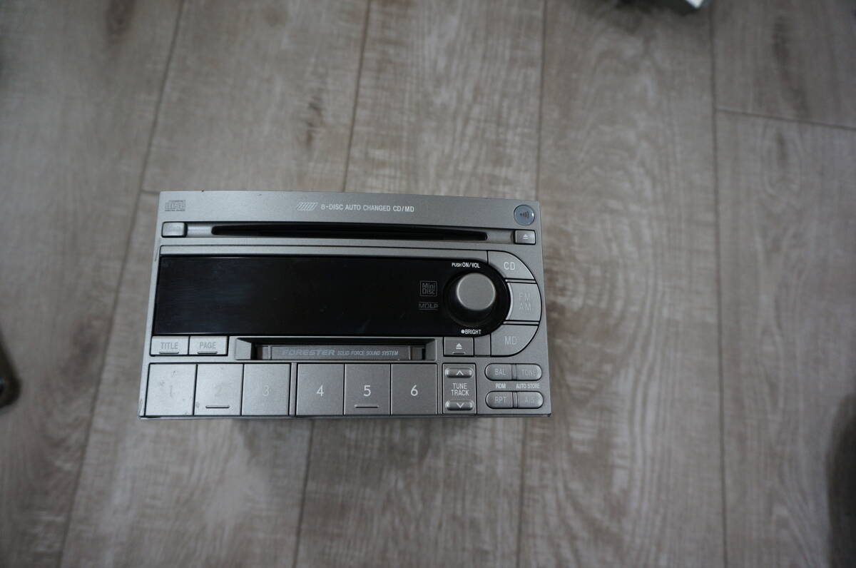 B022 カーステレオ SUBARU clarion L26 R25 PF-4090B-D 6CDチェンジャー MD プレーヤー 本体のみ 簡易動作確認済み 中古現状品拍卖