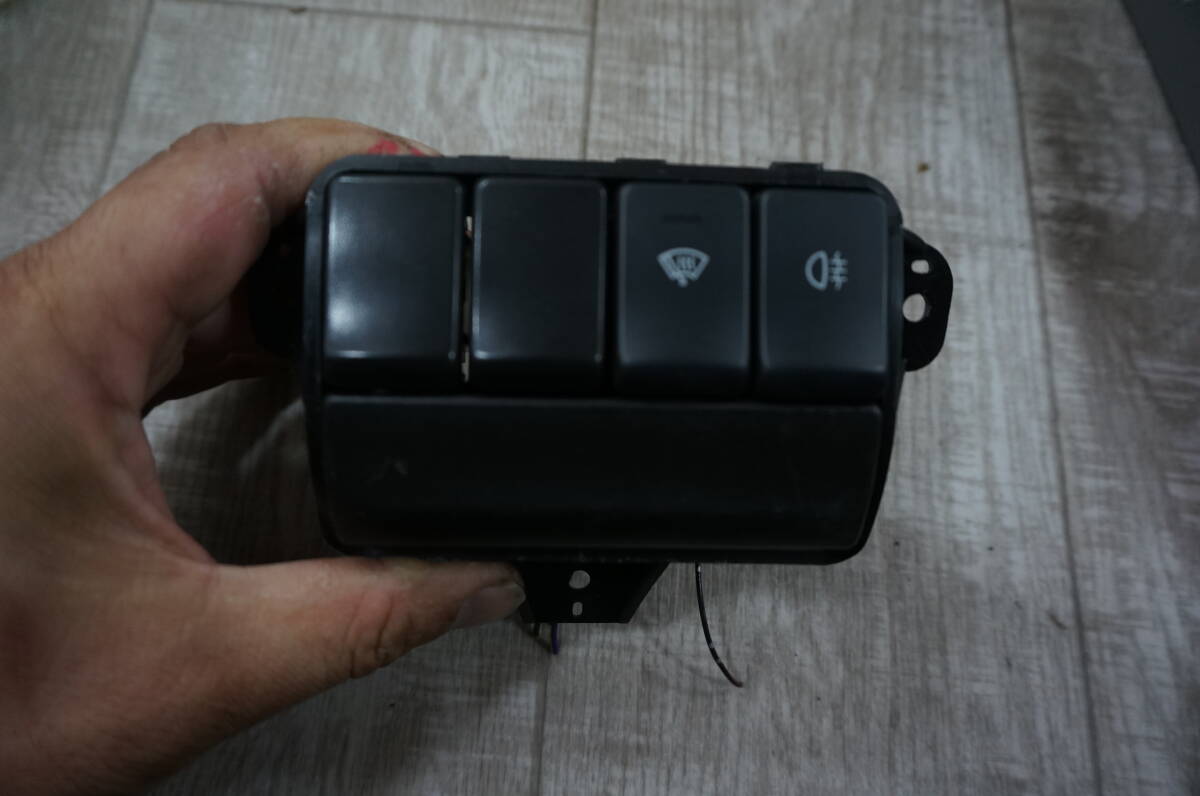 B149 フォレスター SG5 後期 純正 フォグスイッチ レベライザー リアワイパー スイッチセット拍卖