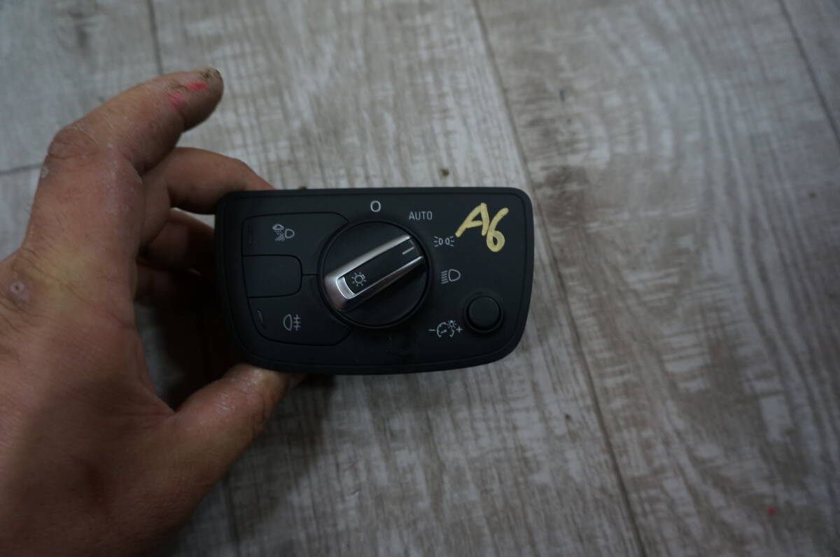 B256 AU036 4G A6 アバント 3.0TFSI クワトロ ヘッドライト/フォグランプ/メーター 調光 スイッチ ◆4G0 941 531 E ★動作OK ○拍卖