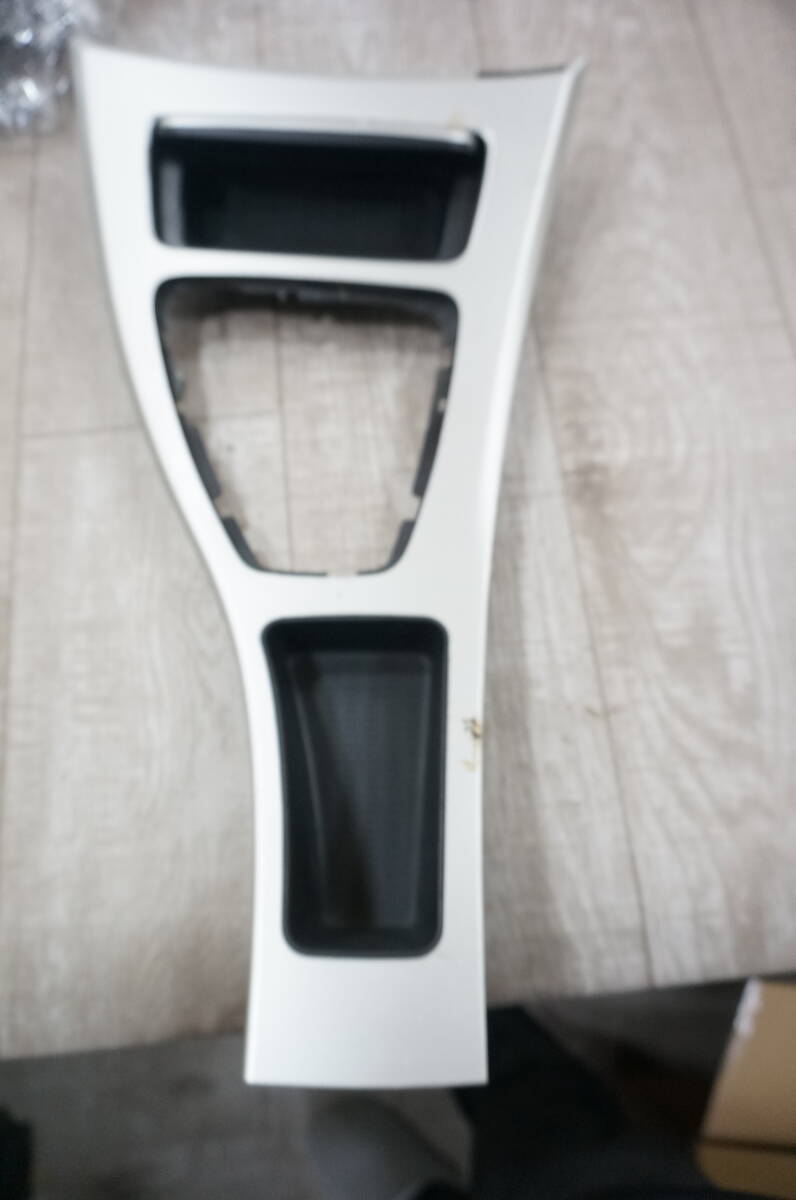 B090 BMW 3シリーズ ABA-VR20 その他 内装部品 300 シフトレバー パネル VR20 BMW 3シリーズ 旧車 族車拍卖