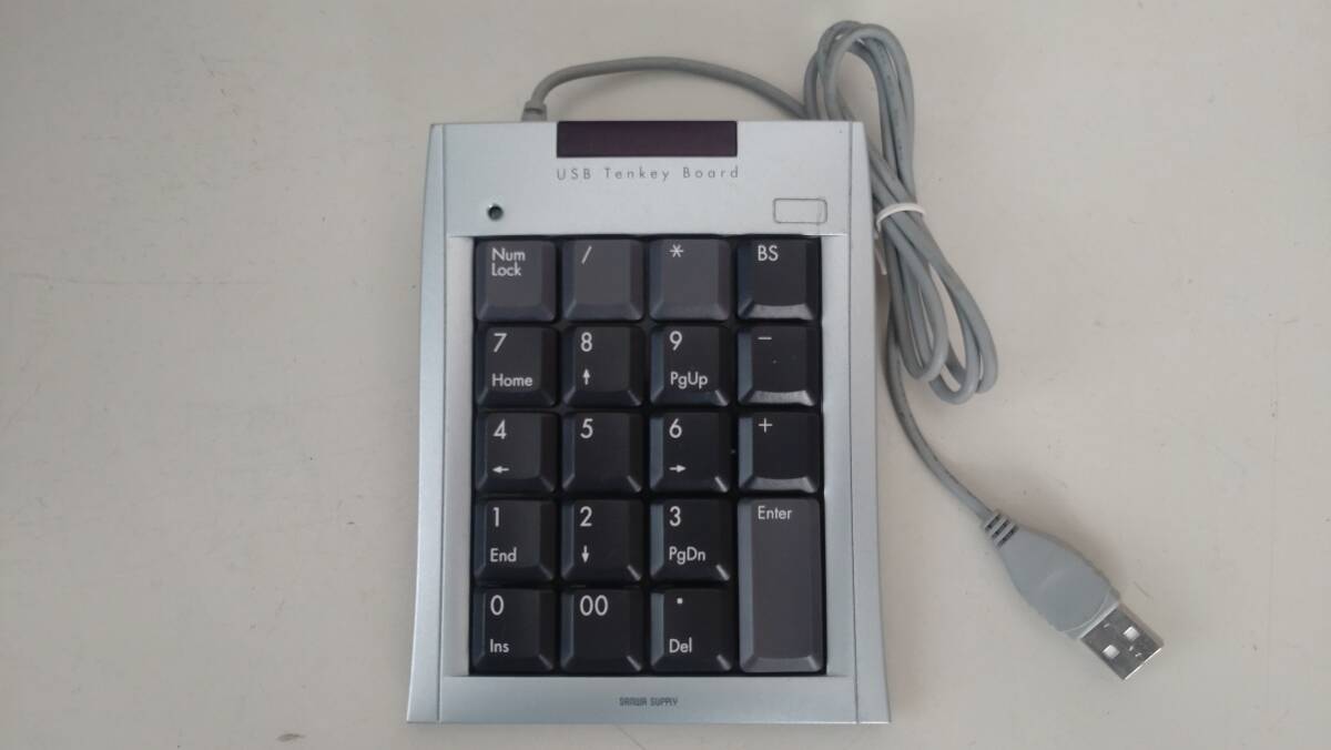 サンワサプライ USB TenKyebord USBテンキーボード  テンキー NT-USB14SVK SANWA SUPPLY 【中古】拍卖
