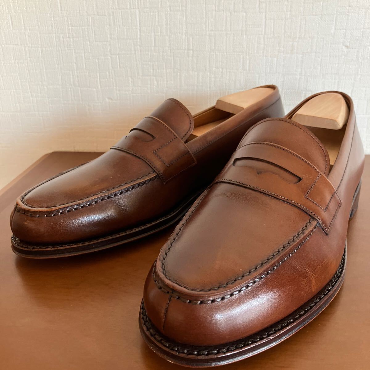 未使用品 JALAN SRIWIJAYA ジャラン スリワヤ サイズ8 ローファー 98589 CUOIO CALF ブラウン 茶 レザーソール 革靴 J M WESTON 紳士靴拍卖