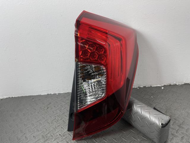 フィット GK5 右 テール ランプ ライト 33500-T5A-J21拍卖