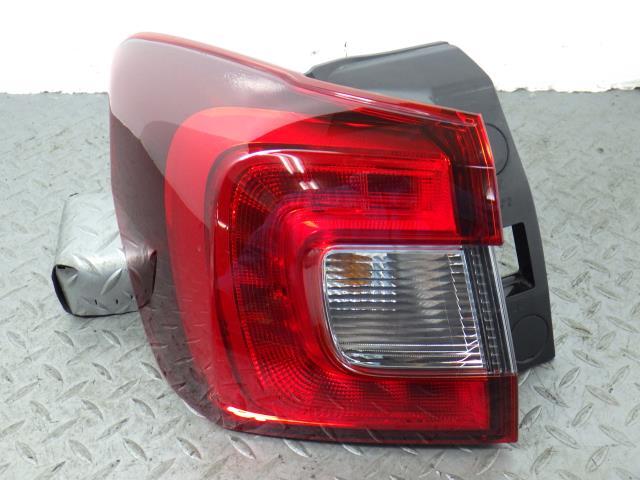 レヴォーグ VM4 左 テール ランプ ライト 84912VA051拍卖