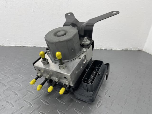 ノア ZRR80W ABSアクチュエーター 44050-28410拍卖