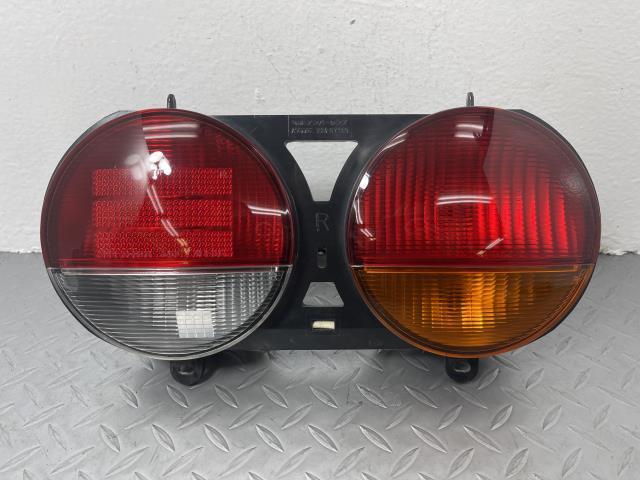 クリッパー U71V 右 テール ランプ ライト 26550-6A01D拍卖