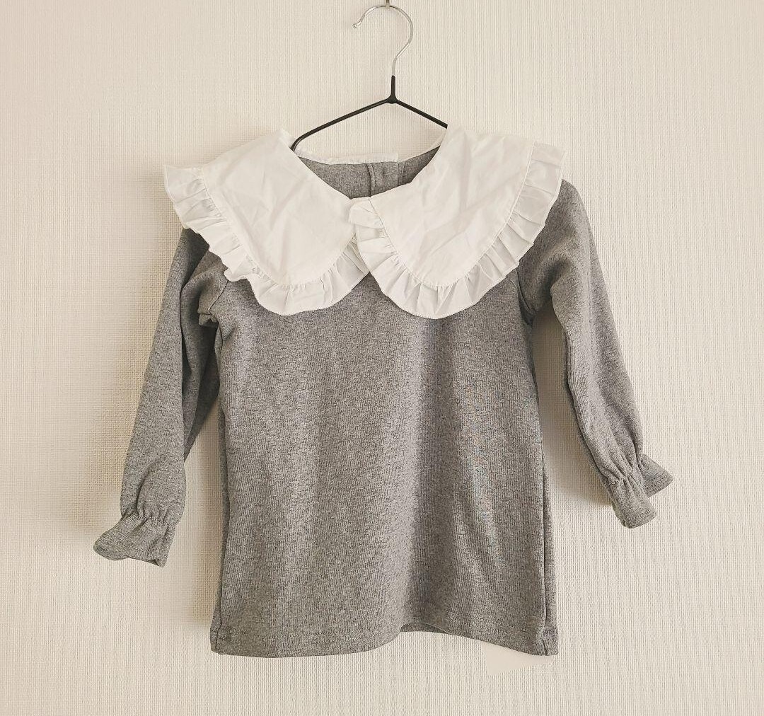 【新品】グレー 長袖 カットソー ストレッチ フリル襟 90 韓国子供服 女の子 子供服拍卖