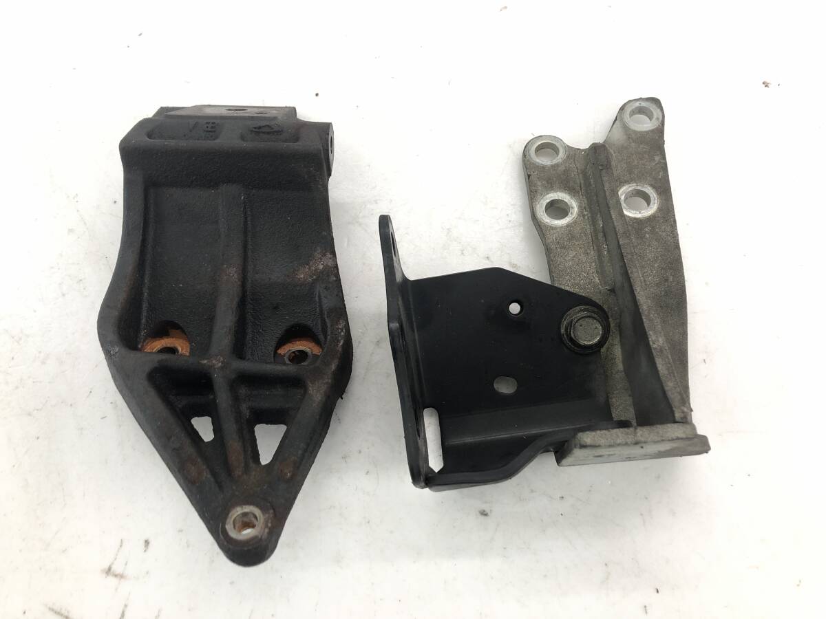 _b190768 ダイハツ ハイゼットカーゴ デラックス S320V エンジンマウントブラケット ステー EF-VE S330V S321V S331V アトレーワゴン S320G拍卖