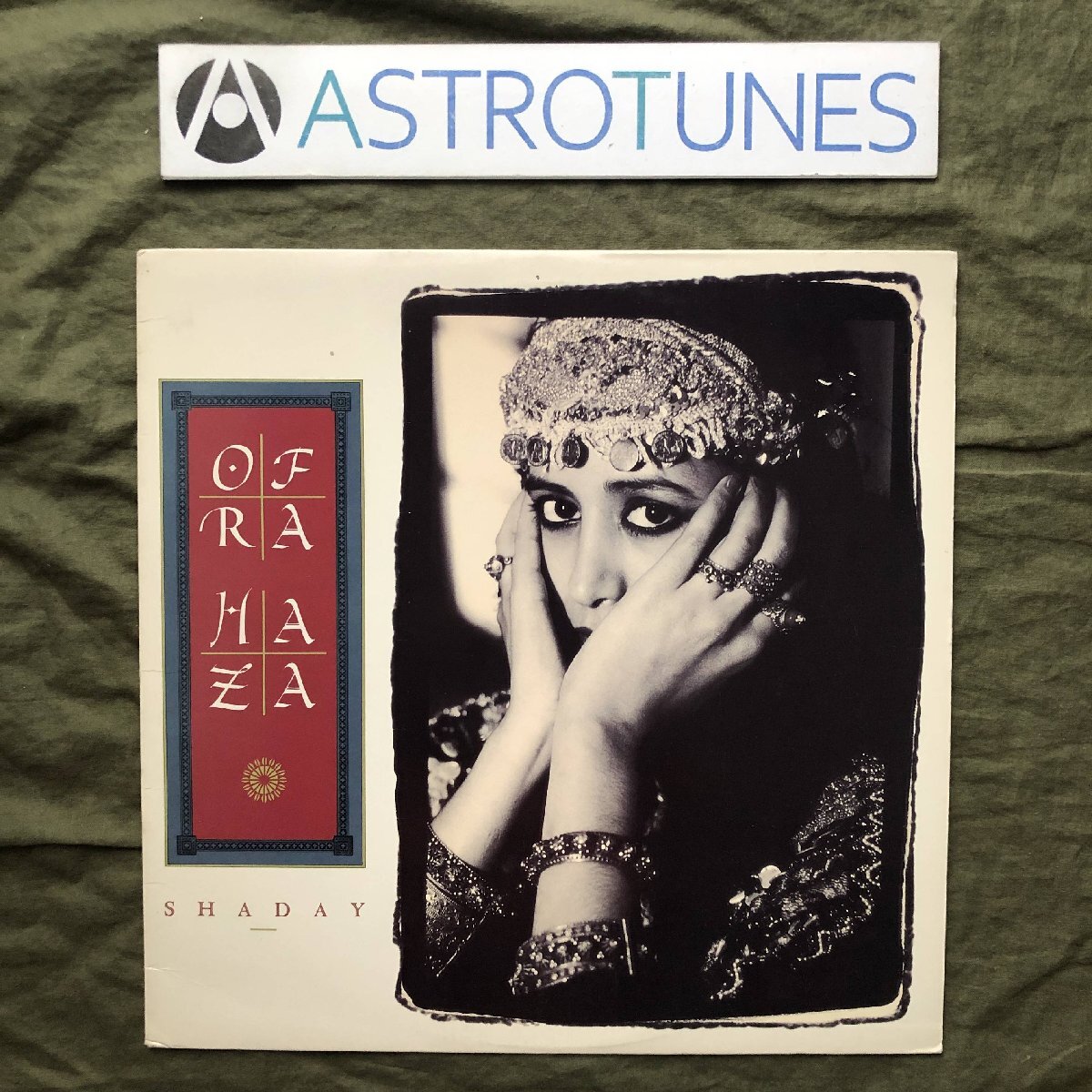 美盤 良ジャケ レア盤 1988年 米国盤 オフラ・ハザ Ofra Haza LPレコード Shaday ポップス イスラエルのシンガー拍卖