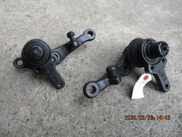 日産 NISSAN スカイライン ケンメリ・ナックルアーム左右セット GC110 KGC110 KPGC110 拍卖