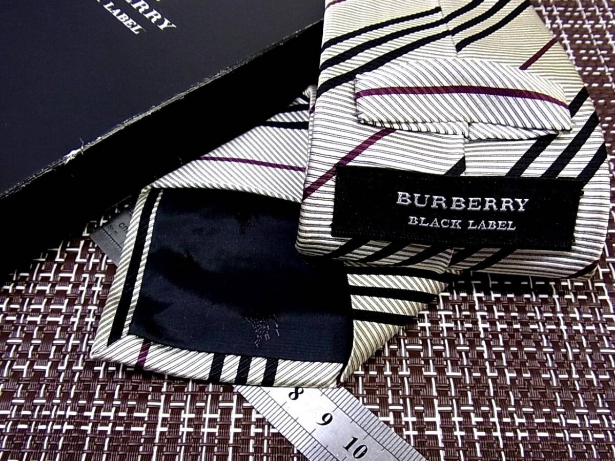 ☆状態並N☆7122■バーバリー【ブラックレーベル】【BURBERRY】【ストライプ 柄】ネクタイ拍卖