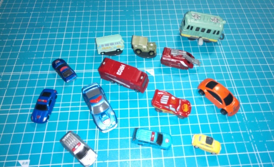 ミニカー13台 中古!OK値下交渉 希望は入札前質問にコメントください!生活応援セール月末マデ拍卖
