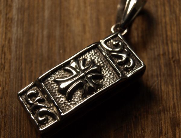 ハーモニカ型ペンダント★クロス★ステンレス製★音出ます拍卖