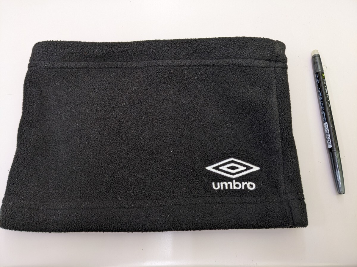 UMBRO アンブロ ネックウォーマー マフラー サッカー フットサル ブラック 防寒 黒拍卖