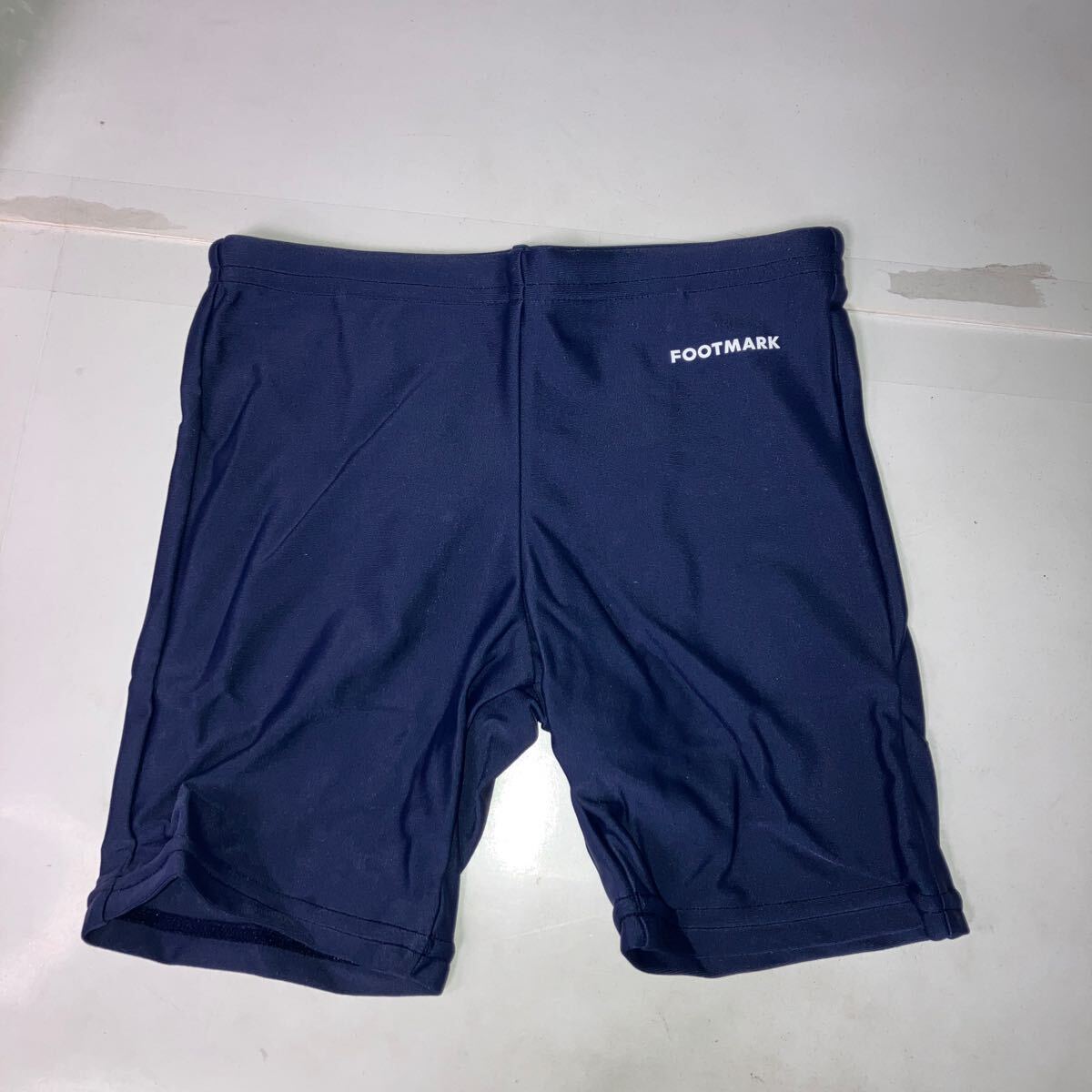 ◎新品未使用 FOOTMARK スクール水着 120サイズ メンズ用 スポーツ おすすめ拍卖