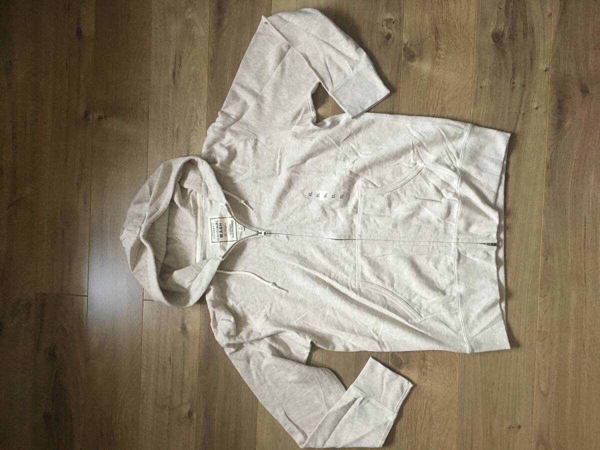 ユニクロ スウェットパーカー ベージュ 色系 XLサイズ  新品保管品 ダブルジッパー拍卖