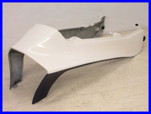 ◇9B162 GSX750Sカタナ-3 GR72A シートカウル テールカウル 160拍卖