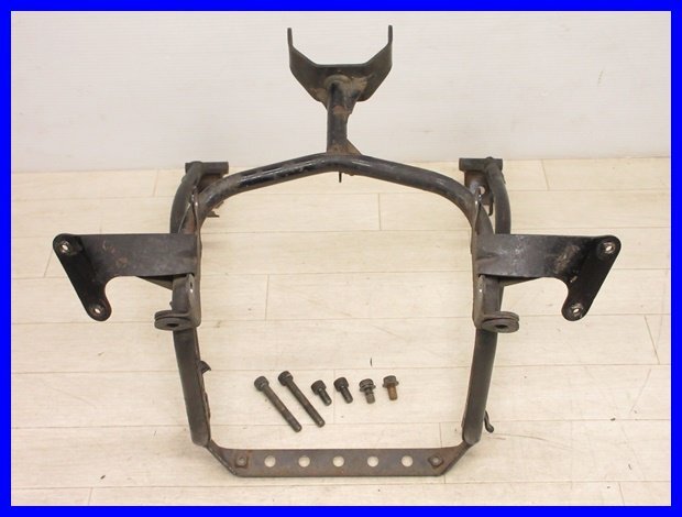 ◇五416 GSX750Sカタナ-3 GR72A フロントステー アッパーカウルステー 140拍卖