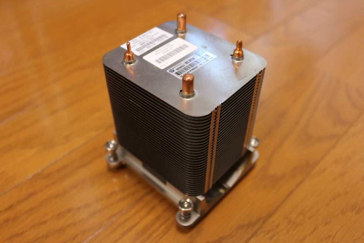 HP ProLiant ML310e G8v2 ヒートシンク 674817-001 686741-001 721864-004 NBSNRC3拍卖