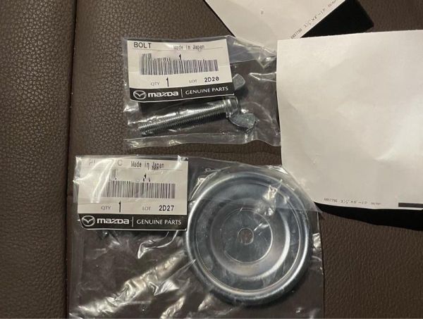 ★希少★ 未使用 マツダ 純正 ロードスター NA系 スペアタイヤ固定用 キャップ ボルトセット ユーノス拍卖