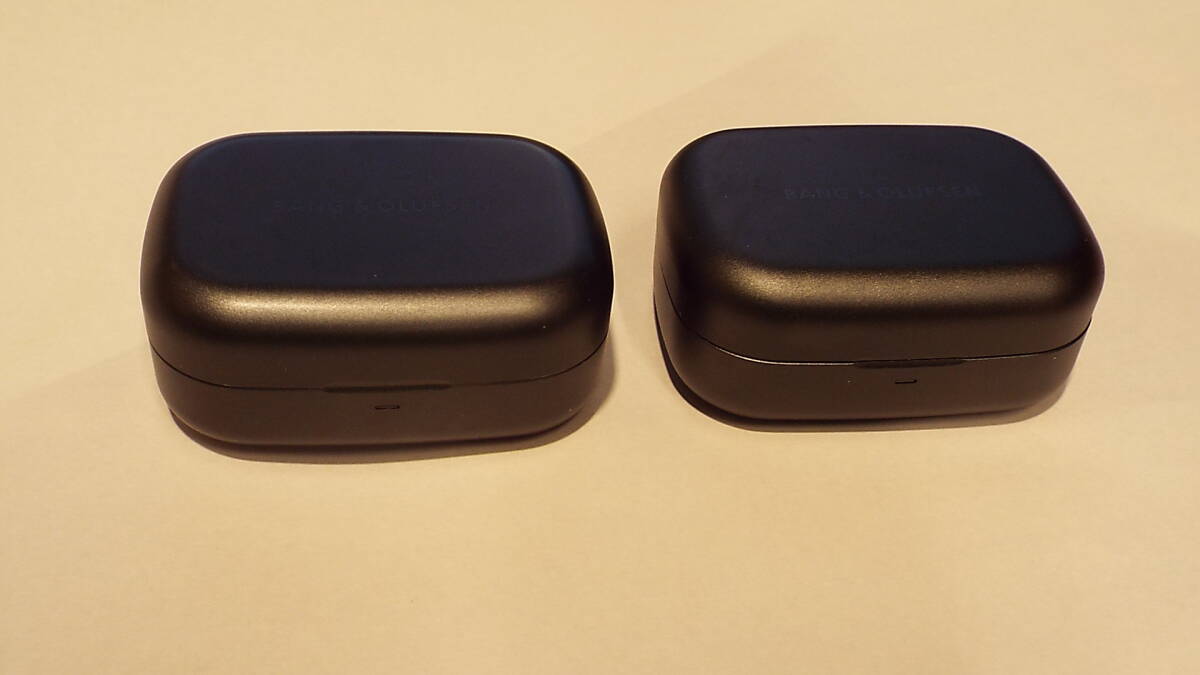 中古 ★ Beoplay EX Charging Case - Bang & Olufsen 充電ケースのみ   2個セット (J0-191)拍卖