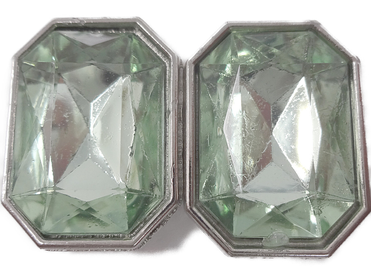 キラリ手芸部 No.1788ビジュー パーツ 手芸用 ツメ有り(アクリル)_緑色(グリーン)_1.4×2.0cm_3個入り【131125長方形】拍卖