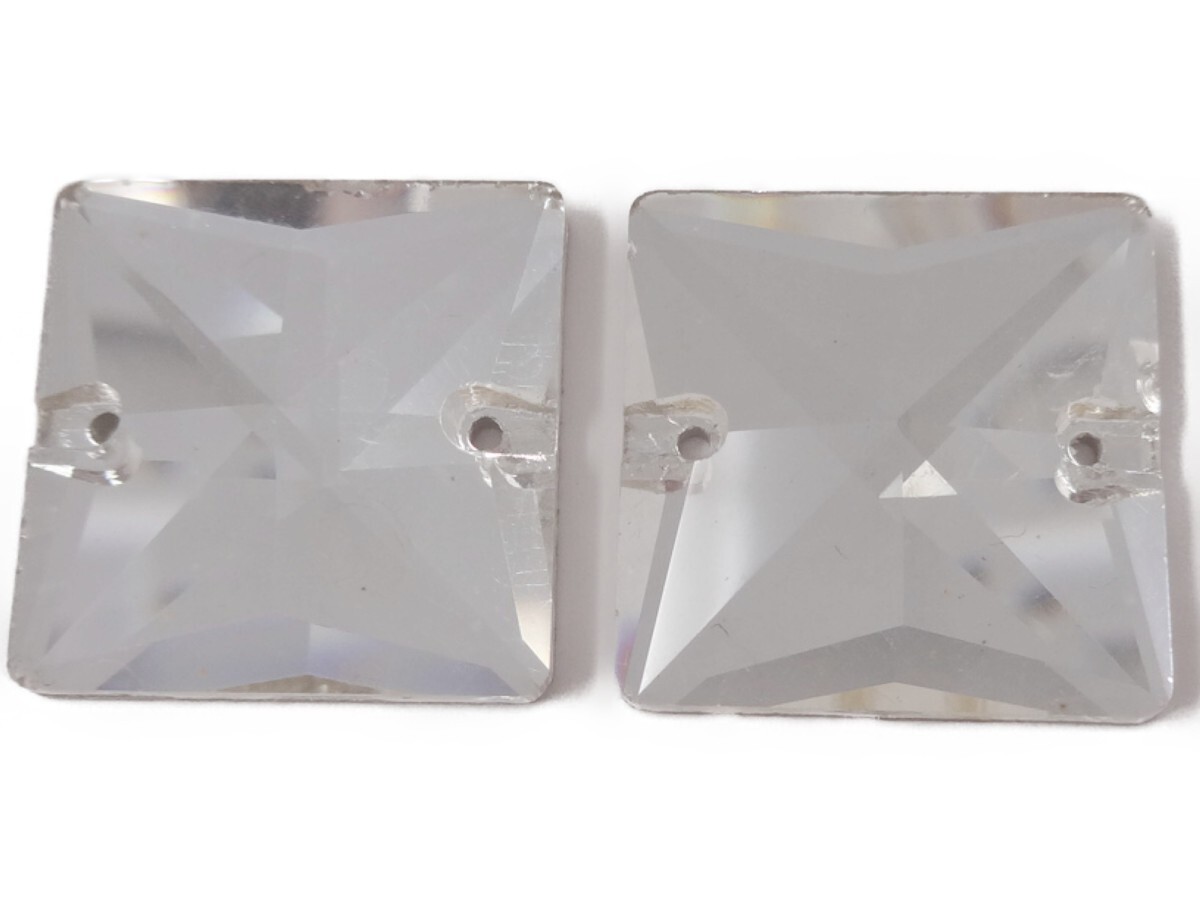 キラリ手芸部 No.6271手芸用ビジュー パーツ ソーオン ストーン(ガラスビーズ ラインストーン)クリスタル_2.2cm×2.2cm_6個入り拍卖