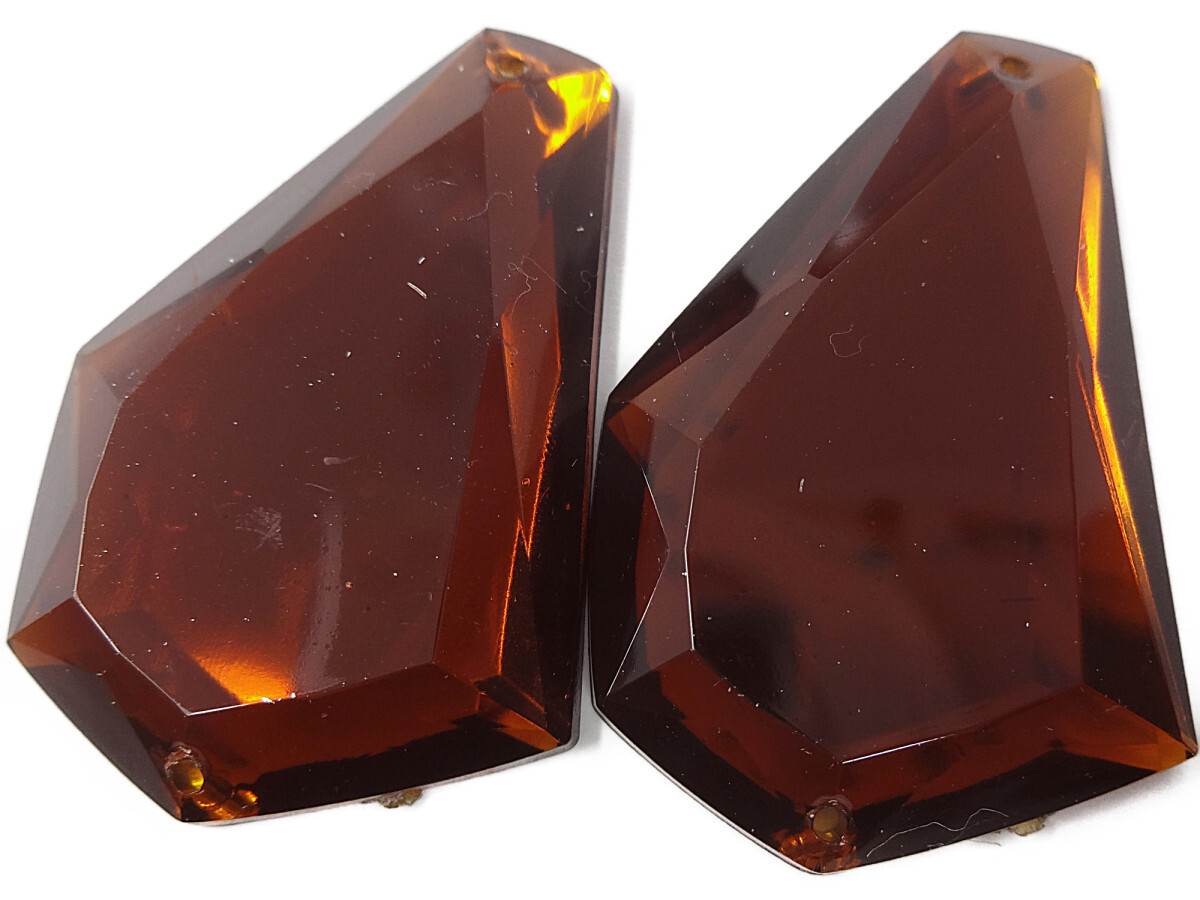 キラリ手芸部 No.2581ビジュー パーツ 手芸用 ソーオン ストーン(アクリル)茶色(ブラウン)2.3×3.0cm_2個入り拍卖