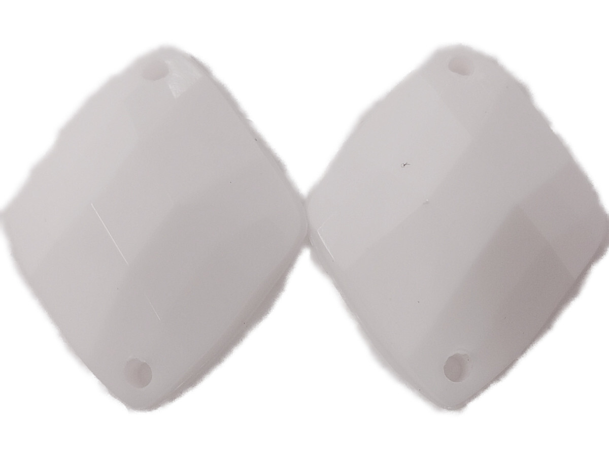 キラリ手芸部 No1114ビジュー パーツ 手芸用 ソーオン ストーン(アクリル)白色(ホワイト)_1.5×1.5cm_6個入り拍卖