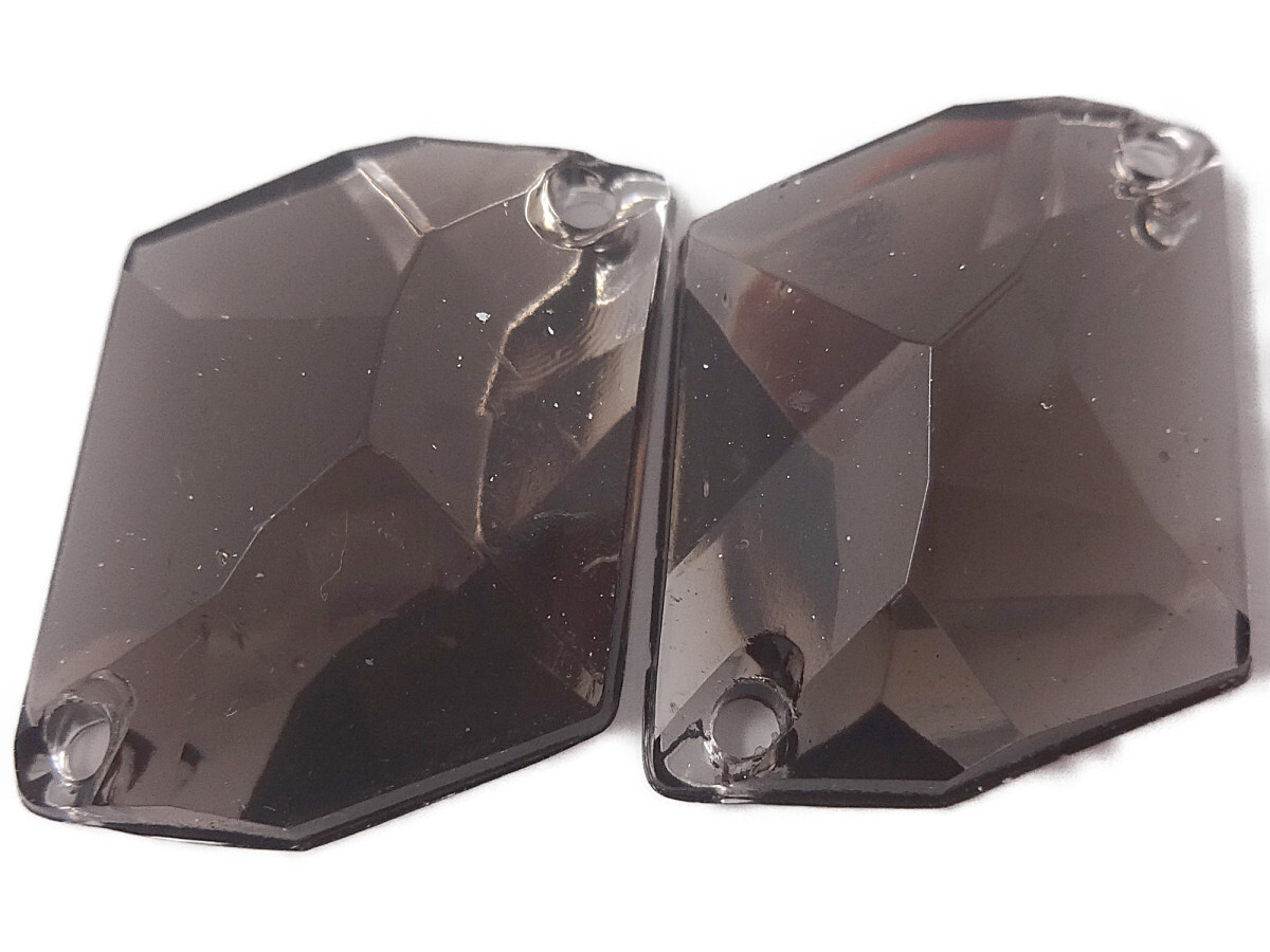 キラリ手芸部 No.2332ビジュー パーツ 手芸用 ソーオン ストーン(アクリル)茶色(ブラウン)1.7×1.7cm_4個入り拍卖