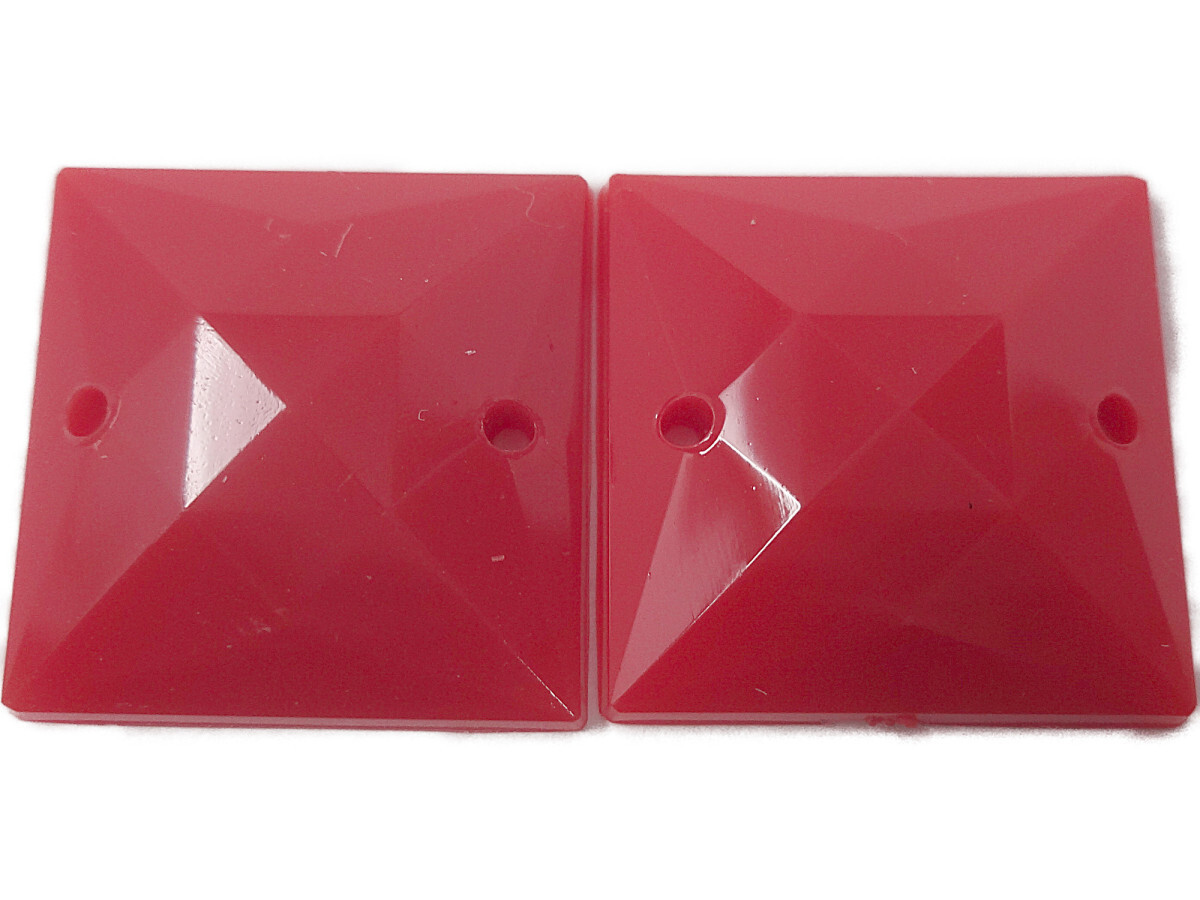 キラリ手芸部 No.932ビジュー パーツ 手芸用 ソーオン ストーン(アクリル)赤色(レッド)_1.5×1.5cm_8個入り拍卖