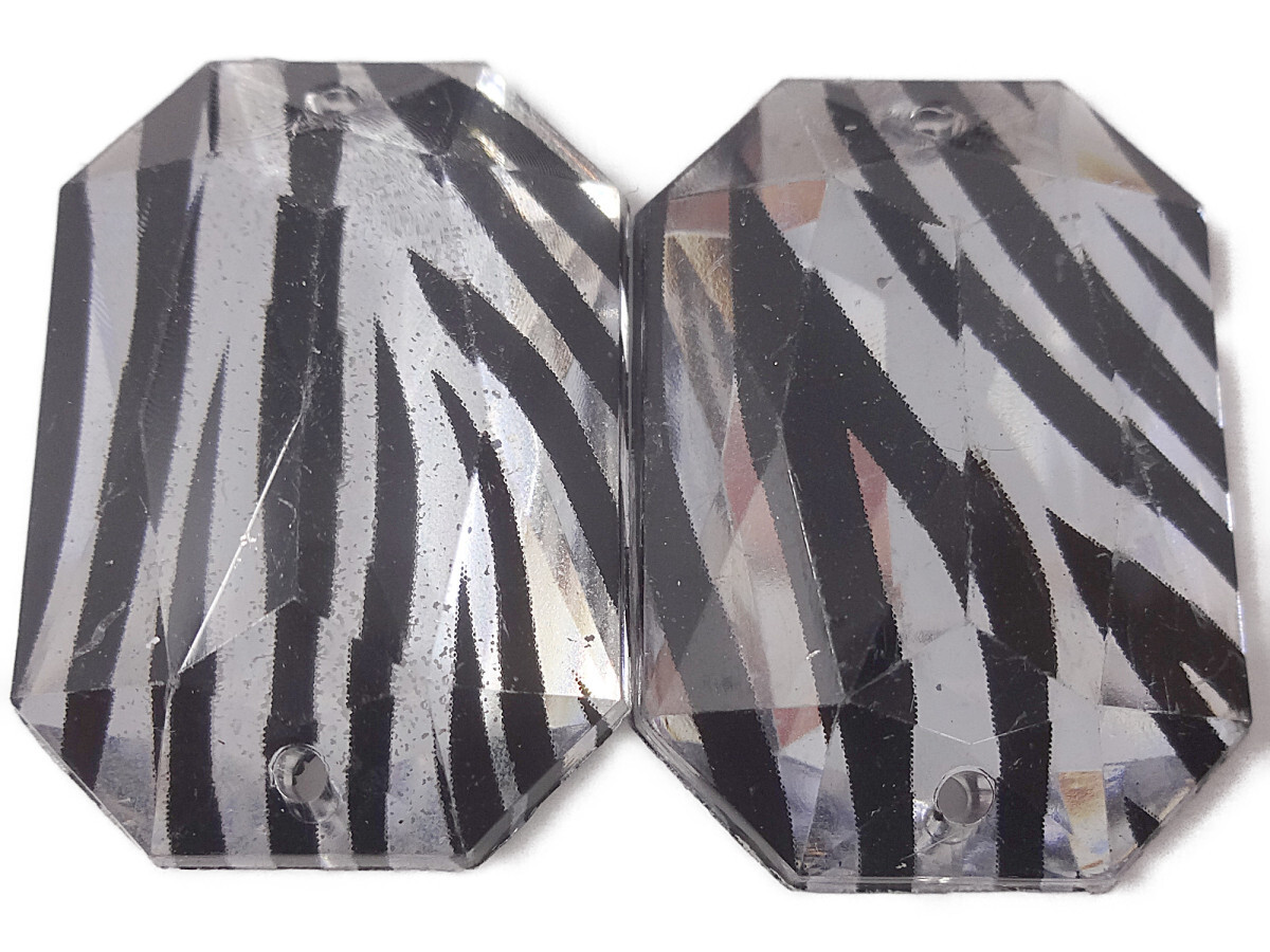 キラリ手芸部 No.2657ビジュー パーツ 手芸用 ソーオン ストーン(アクリル)ゼブラ柄_1.8cm×2.5cm_8個入り拍卖