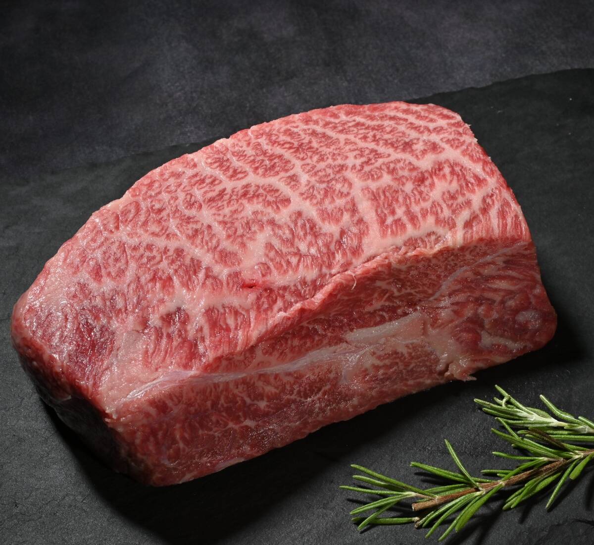 九州産黒毛和牛 最高級A4A5等級 冷凍直送 超希少部位イチボ 暫定重量約500g 業務用特殊真空パック拍卖